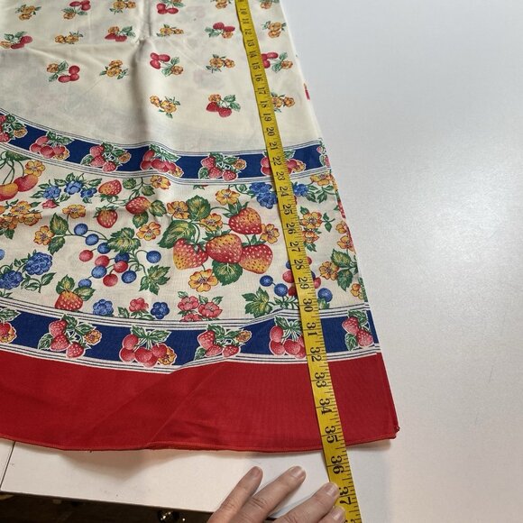 Vtg Bardwil Round Tablecloth & Napkin Set Fruit Strawberries Cherries Cotton NEW - Picture 7 of 14